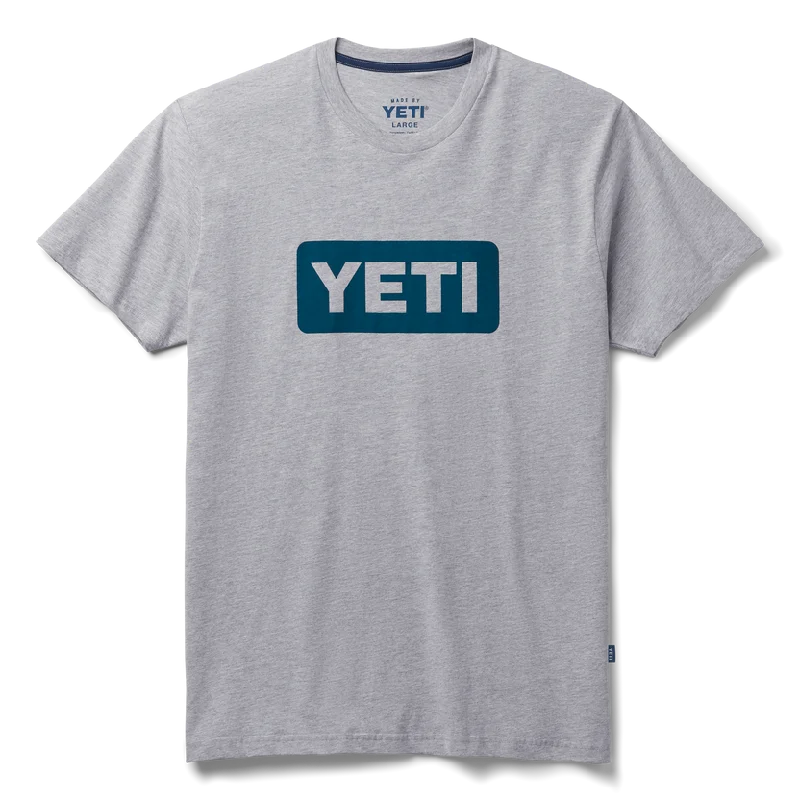 YETI LOGO BADGE PREMIUM SHORT SLEEVE T-SHIRT